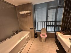 -墨客悦庭酒店(长沙麓谷涉外经济学院店)