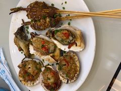 -覃记海鲜美食餐厅