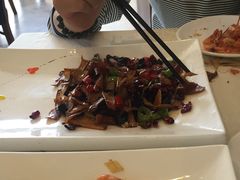 -梅花香里大酒店(郁金香路店)