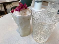 玫瑰荔枝冰沙-EVERNAKED裸蛋糕(SOHO天山店)