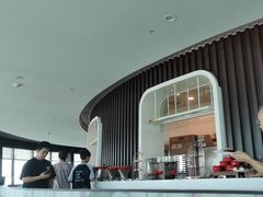 -亚洲国际大酒店·云顶阁旋转自助餐厅