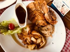 半脆皮烤猪肘-Paulaner·德国帕拉娜自酿啤酒餐厅(海上世界店)