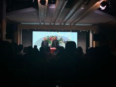 -嘻哈包袱铺(交道口店)