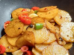 -新疆杭州疗养院·富春山庄