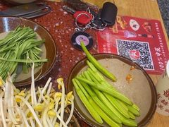 -赵美丽·重庆社区火锅·直营店(火车东站·中豪国际店)