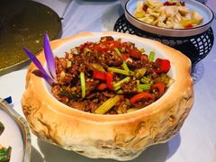 小炒黄牛肉-荷庭·精致湘菜(华强北九方店)
