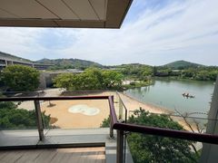 -上海佘山世茂艾美酒店