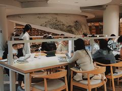 -广州市白云区图书馆