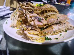 -四川小胡子海鲜(丁村万人海鲜广场店)