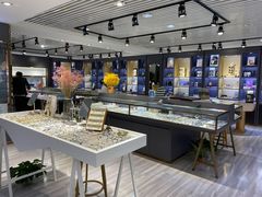 -宏宇眼镜蔡司依视路折扣店(兆佳眼镜城店)