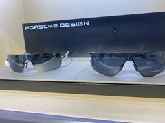 -宏宇眼镜蔡司依视路折扣店(兆佳眼镜城店)