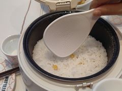-阿瓦山寨·湘菜现炒·剁椒鱼头王(咸阳总店)