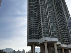 -东荟城名店仓
