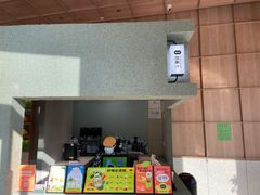 门面-混果汁(前海嘉里中心店)