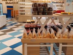 面包甜点陈列柜-85度C(南京丹凤街店)