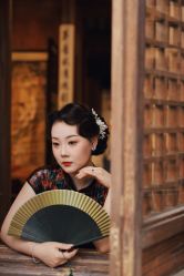 -一揽芳华汉服旗袍体验馆(拙政园店)