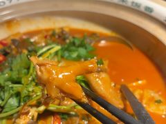 -魏铭鱼头捞饭(晋阳路店)