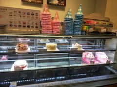 面包甜点陈列柜-巴黎贝甜(杨浦宝地店)