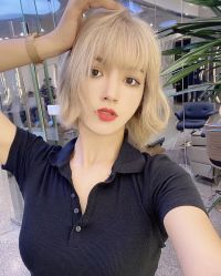 -东秀护肤造型