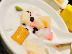 鲜芋水果捞-乐咖啡西餐厅(太湖皇冠假日酒店)