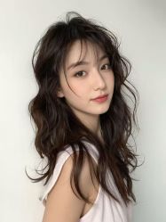 -虫二·专注健康烫染沙龙