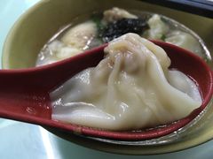 鲜肉小馄饨-食惠里小笼包面馆(越秀店)
