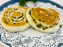 煎葱油饼-金华安大酒楼·老牌潮菜·粤式茶点(东方国际店)