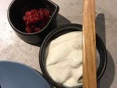 覆盆子果酱酸奶-半山腰·云南菜(侨福芳草地店)
