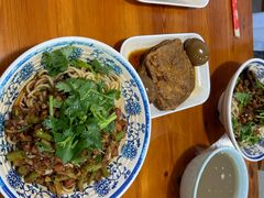 -老胖子凉拌粉干(安居总店)