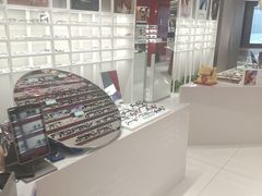 -吴良材眼镜(南翔印象城MEGA店)