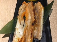 -万岁料理回转寿司(华贸店)