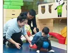 -红黄蓝早教(西海岸旗舰中心)