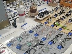 -标准眼镜·蔡司官方授权店(塘沽远洋未来汇店)