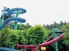 -汤山欢乐水世界