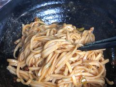 炸酱面-家烧面馆【南山路知名经典面食】