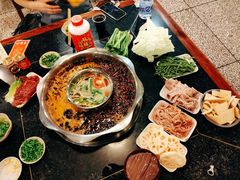 -邓莽子老火锅(中兴路总店)