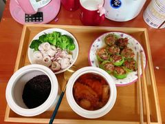 -臻爱住家月嫂育儿嫂(万达店)