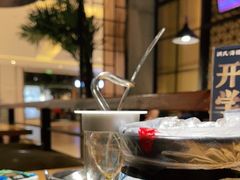 -洪氏嗨捞·广东猪肚鸡·椰子鸡火锅(西咸万象城店)