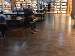 -包头市新华书店包头书城(钢铁大街店)