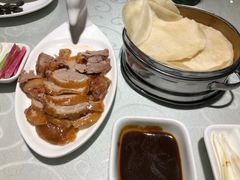 -湖庭壹品鸭王·传统北京烤鸭·别墅私房菜·庭院宵夜(江宁店)