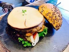 -HIGH FIVE哈福手工汉堡(桂林路店)