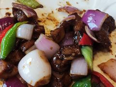鲍菇牛肉粒-翠山·映月湖景餐厅(映月湖公园店)