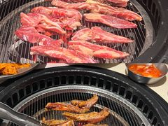 -百盛(万象城店)