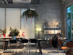 -洪小鹏生活美学馆(领SHOW天地店)