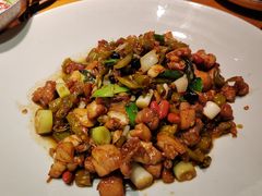 酱椒炒鸡丁-吃饭皇帝大(合生汇店)