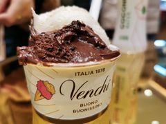 -VENCHI 闻绮(北京国贸商城店)