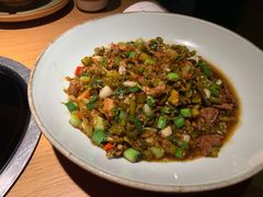 碾辣椒炒肉-吃饭皇帝大土家民族菜(正大广场店)
