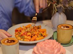 -潮一不贰·法式甜品·生日蛋糕·西式简餐(外滩店)