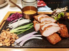 小鹿烤肉-鹿港小镇(金虹桥国际中心店)