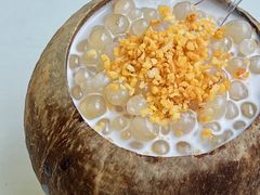 -椰爺爺·椰子冻砵仔糕